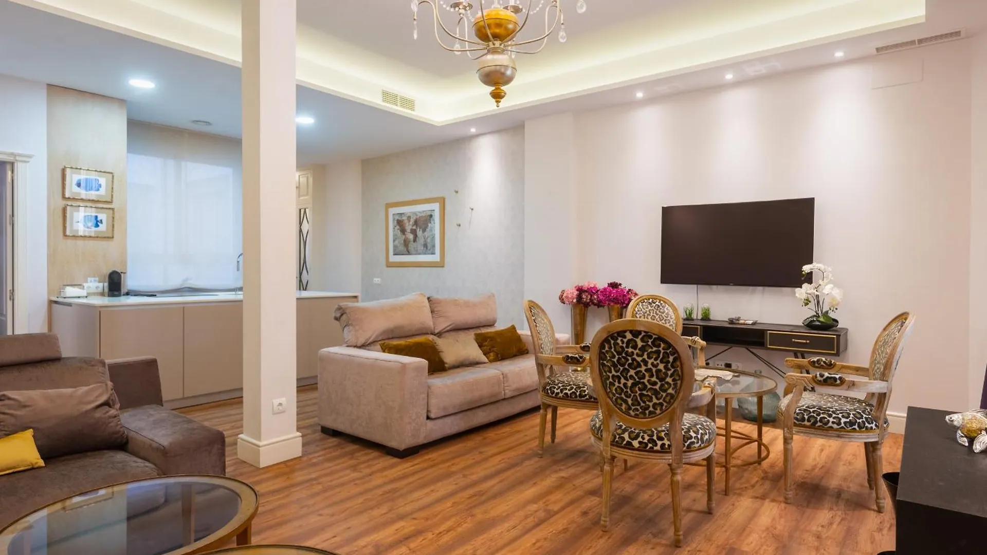 Centro Luxe 3 Rooms Seville 0*,